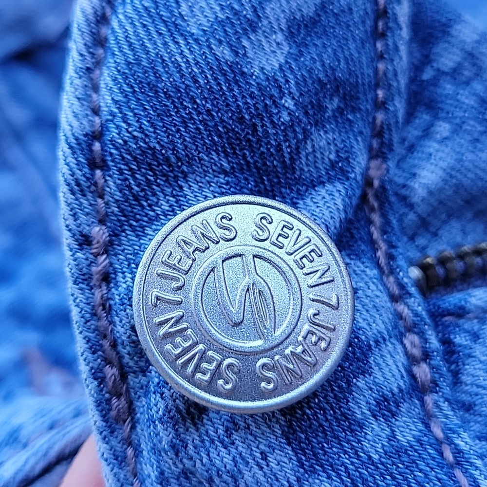 Blue Denim Women's "Seven" Shorts Sz14 - Picture 3 of 5